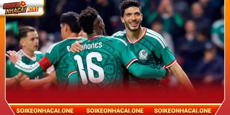 Đội Tuyển Mexico: El Tri Và Vị Thế Quyền Lực Của CONCACAF Đội tuyển Mexico trưởng thành qua từng thời kỳ.